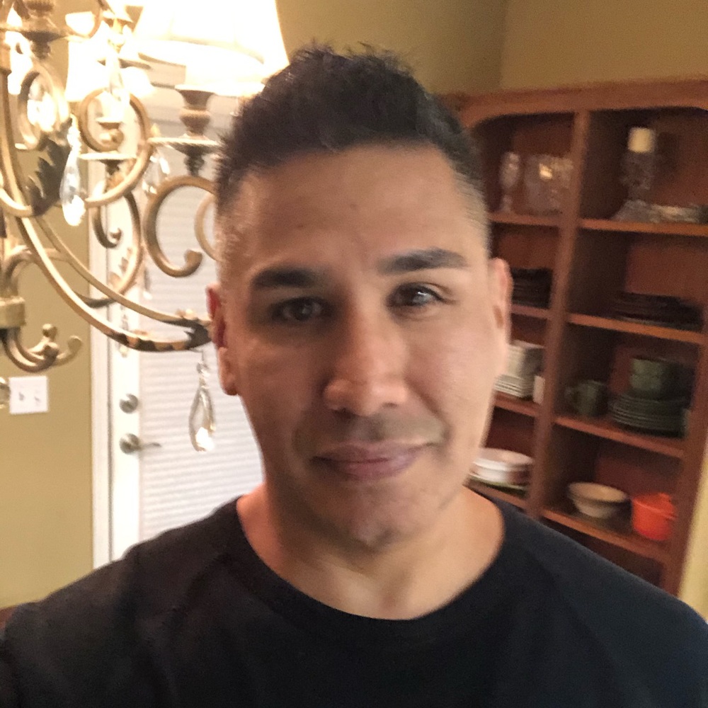 Meet your Posher, Victor